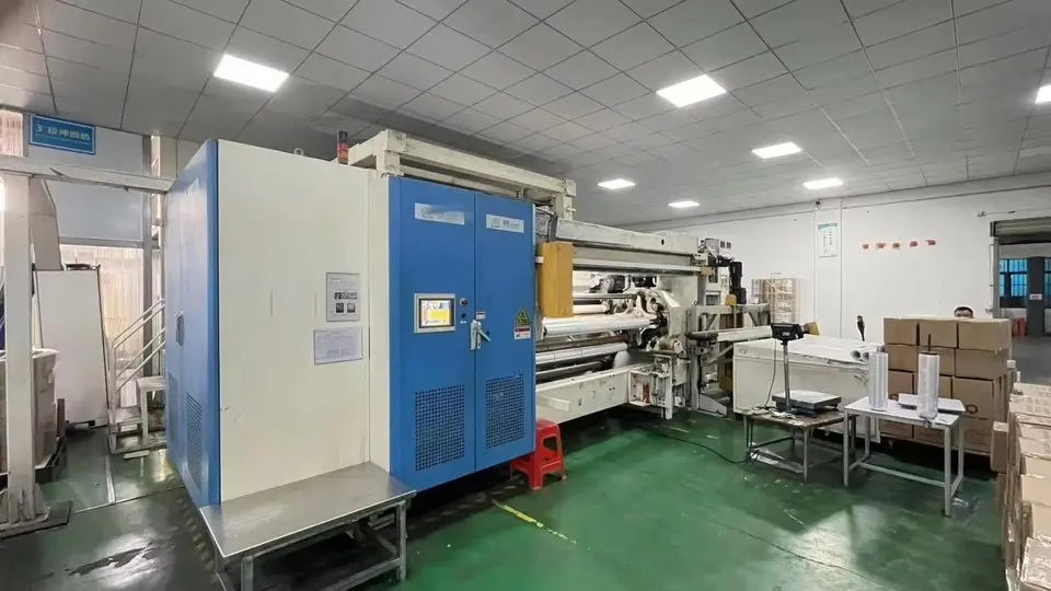 Slitting and rewinding line for self-adhesive film rolls at the Shanghai Mars factory
